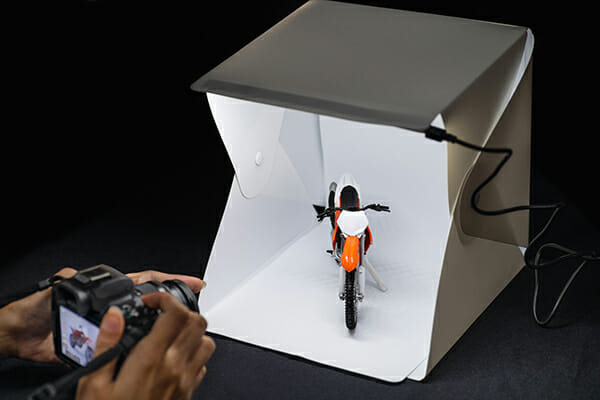 10 Ways to Use a Small Light with Lume Cube by iPhotography.com