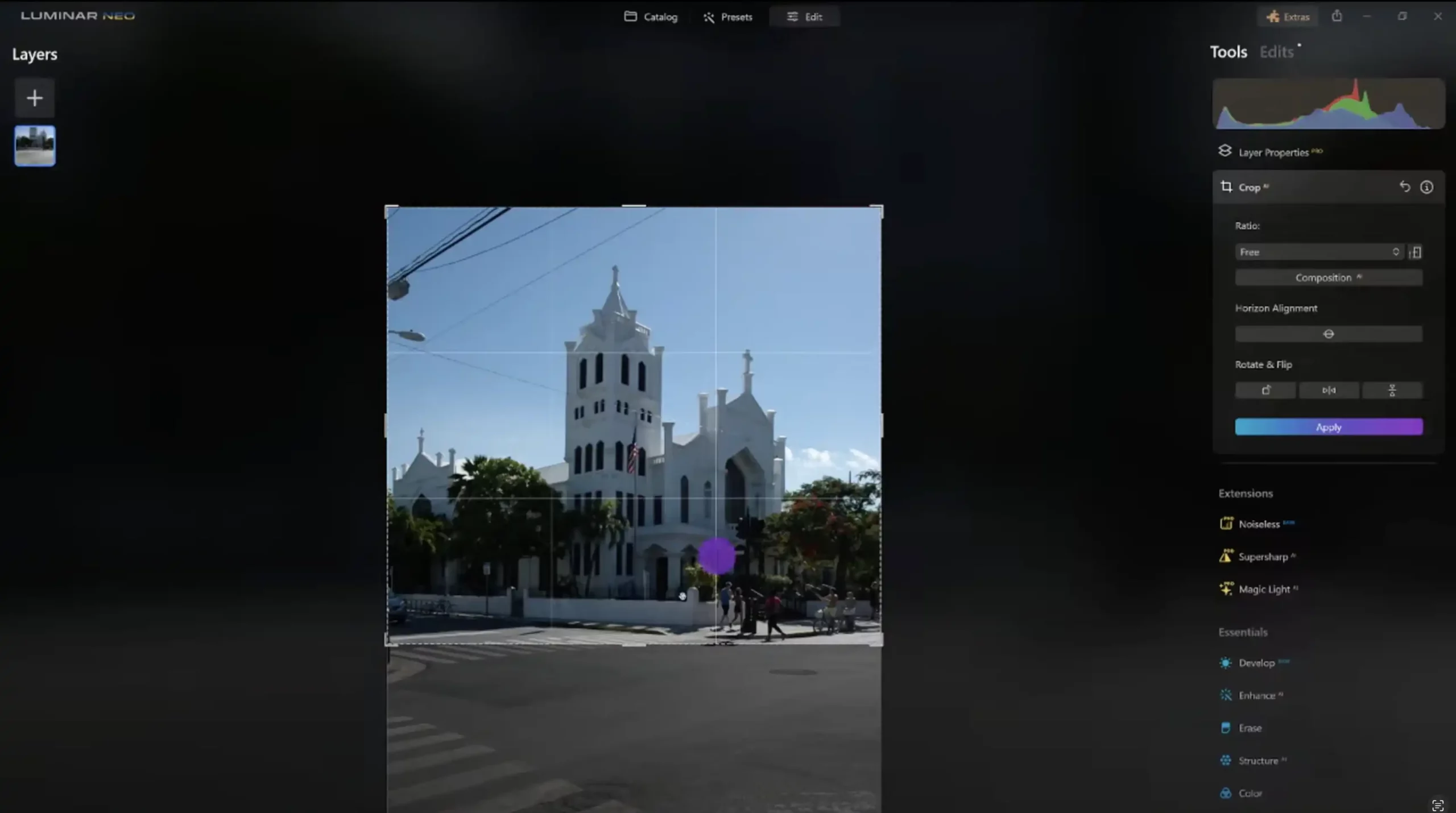 screenshot of Luminar Neo GenExpand