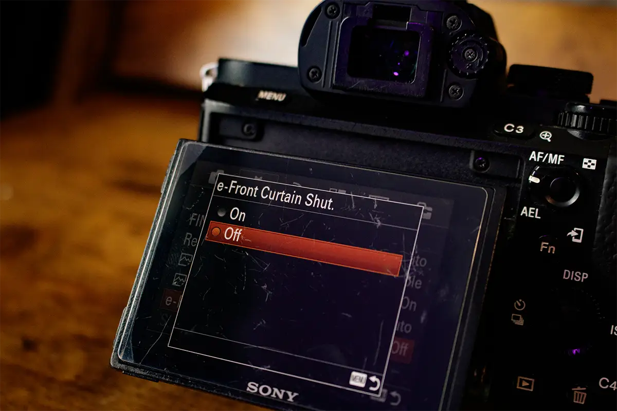 Screen of a Sony A7II camera with the option for front curtain shutter highlighted